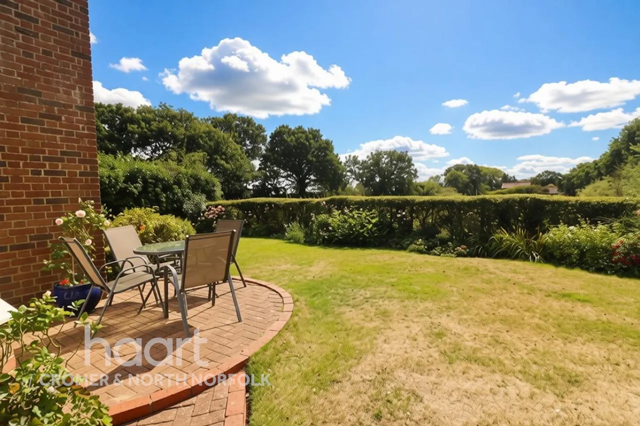 Southrepps Road, North Walsham, NR28, photo 15