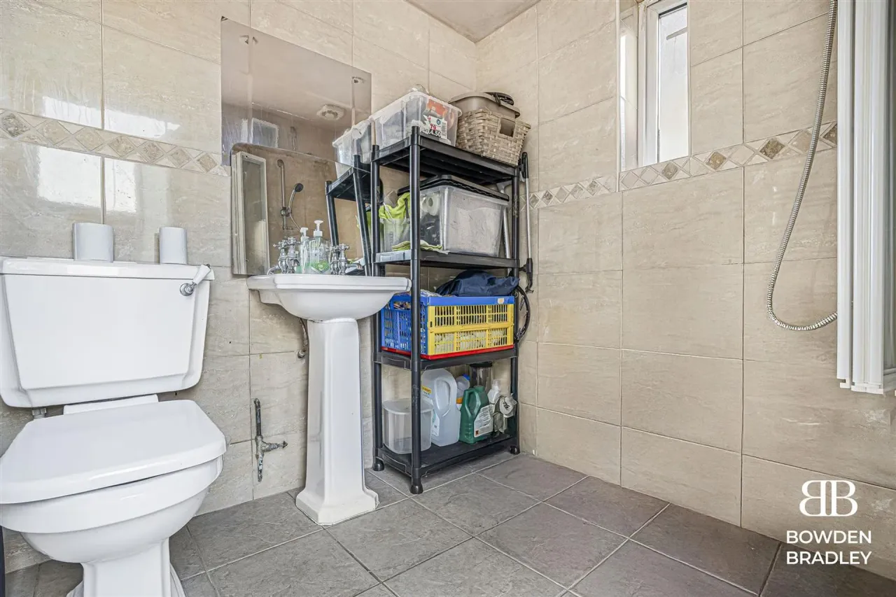 Beddington Road, Ilford, IG3, photo 7