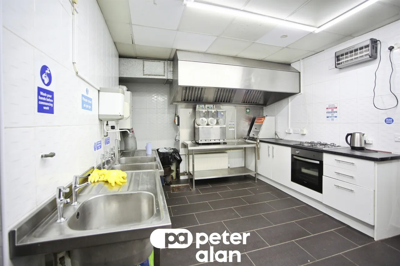 Abernant Road, Blackwood, NP12, photo 11