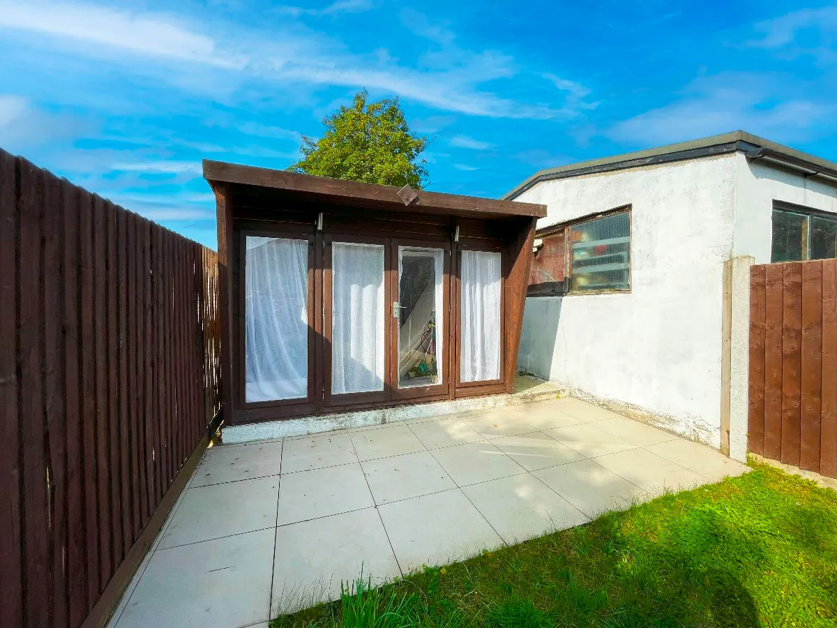 Arundel Road, Harold Wood, photo 14