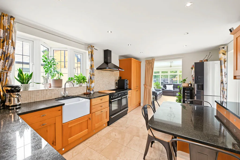 Buckland Wharf, Buckland, HP22, photo 9