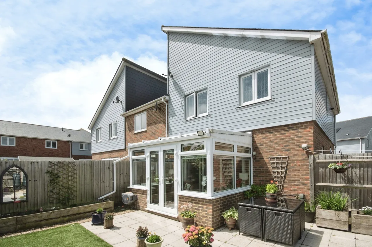 Cornflower Crescent, Polegate, BN26, photo 2