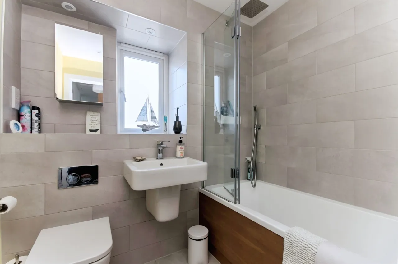 Cornflower Crescent, Polegate, BN26, photo 11