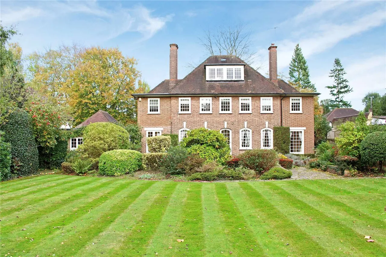 Wolsey Road, Northwood, Middlesex, HA6 2EW, photo 10