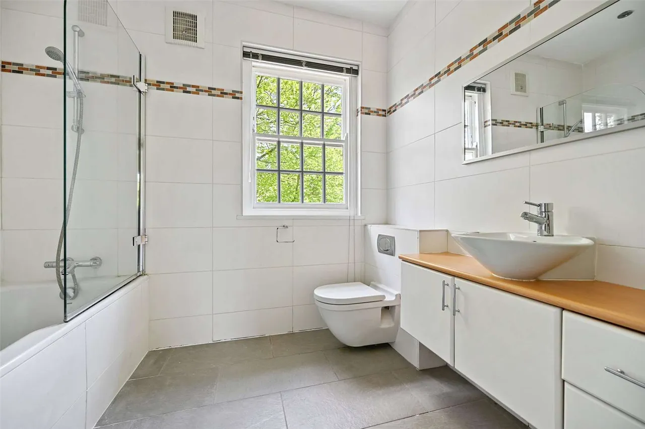 Wolsey Road, Northwood, Middlesex, HA6 2EW, photo 9
