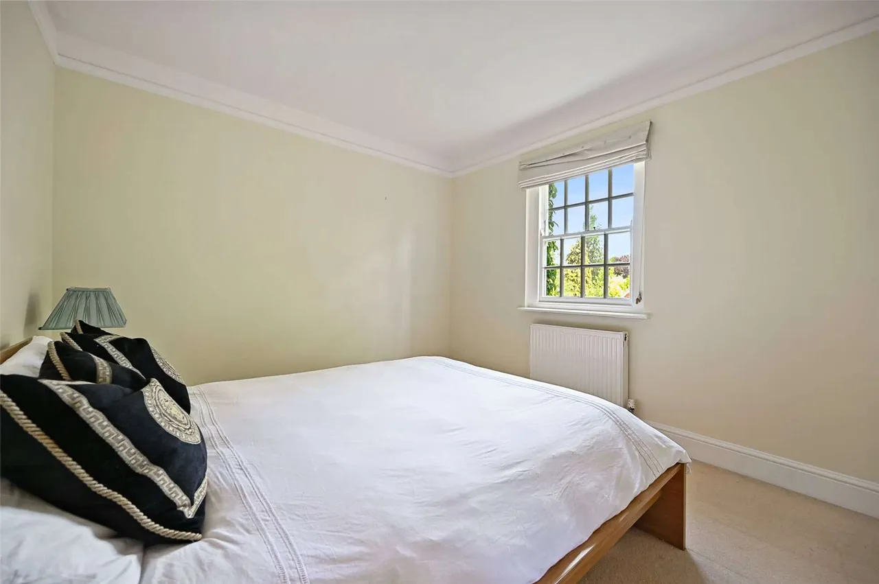 Wolsey Road, Northwood, Middlesex, HA6 2EW, photo 8