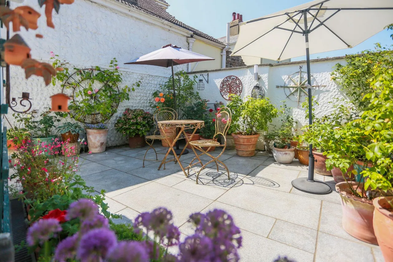 Cherry Cottage, The Green, BN42, photo 26