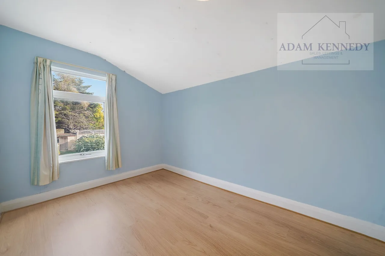 Hertford Road, London, N9, photo 13