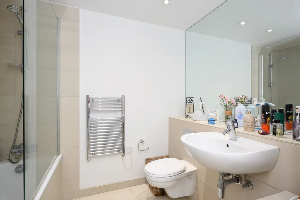 The Heart, Walton-On-Thames KT12 1GA, photo 8