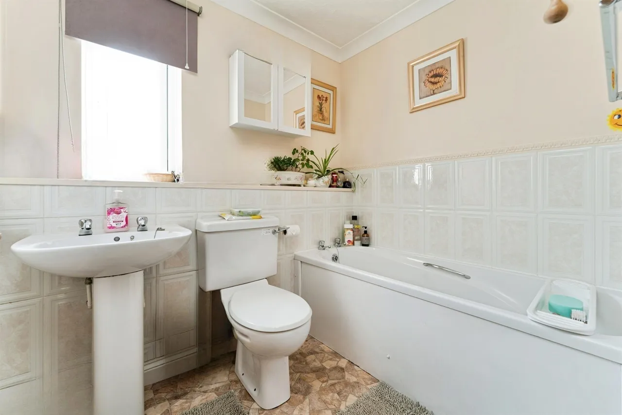 White Hart Drive, Benwick, PE15, photo 15