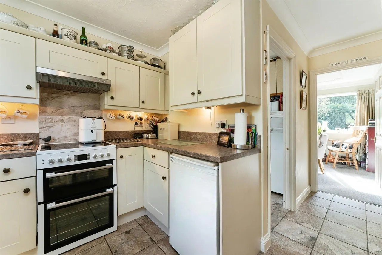 White Hart Drive, Benwick, PE15, photo 7