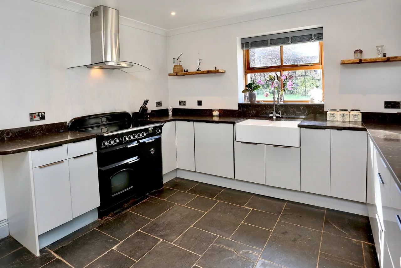 Lleaud Newydd, Lower Station Road, Clydach, Abergavenny, Monmouthshire, NP7 0LY, photo 5