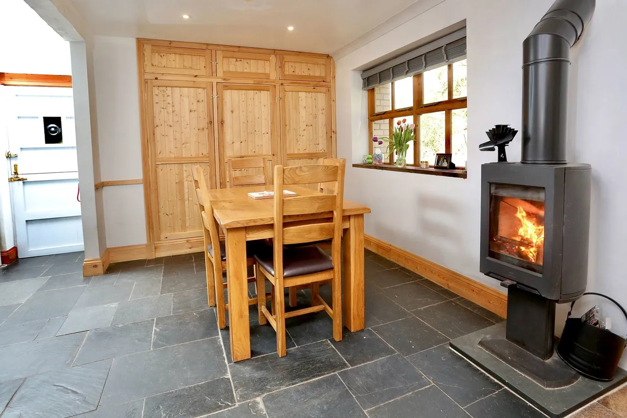 Lleaud Newydd, Lower Station Road, Clydach, Abergavenny, Monmouthshire, NP7 0LY, photo 7
