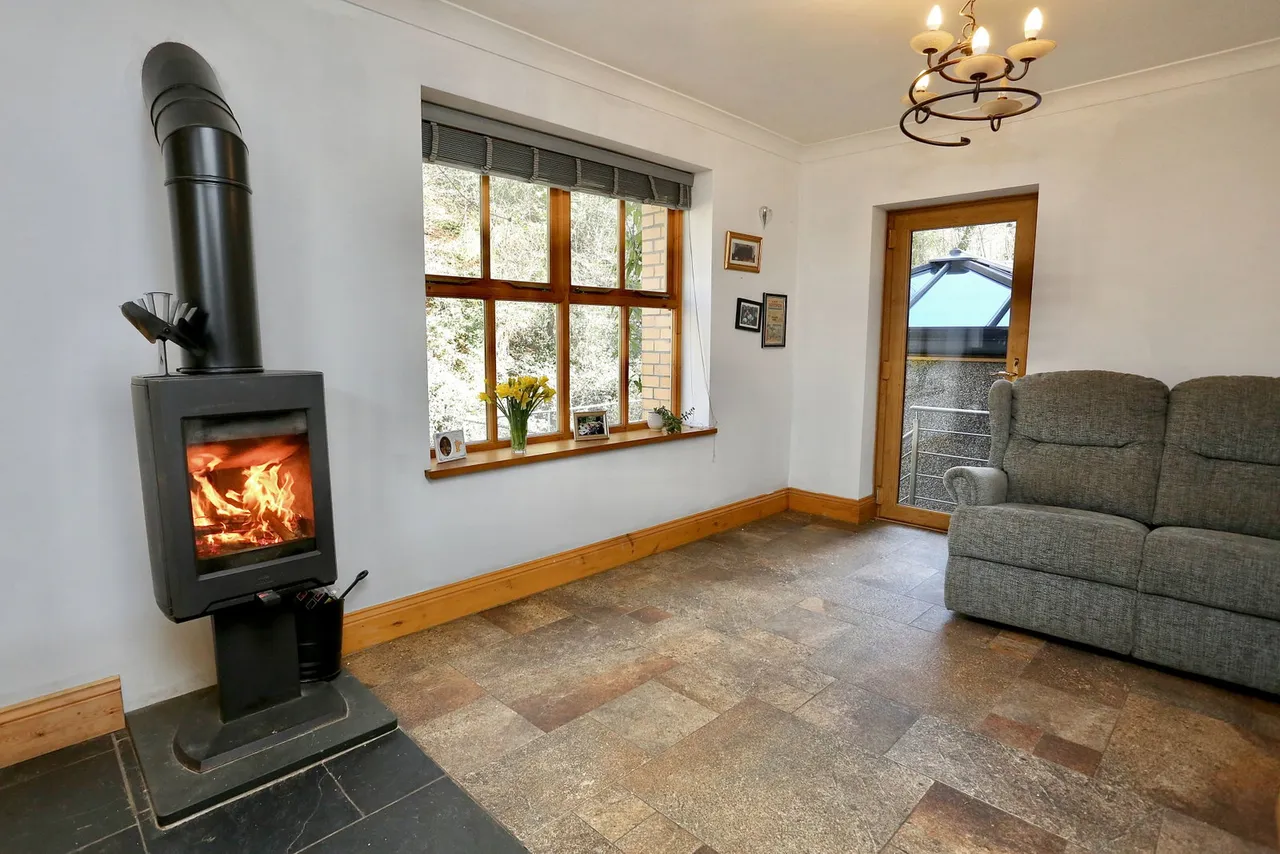 Lleaud Newydd, Lower Station Road, Clydach, Abergavenny, Monmouthshire, NP7 0LY, photo 8