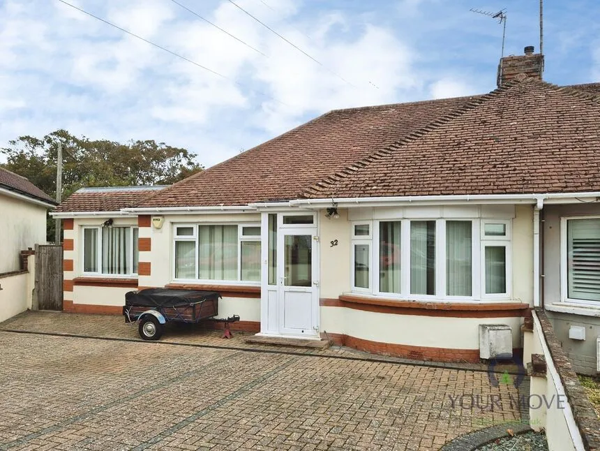2 bed house for sale, Eastern Avenue, Polegate, BN26