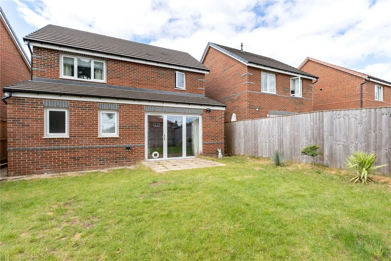 Meadow Drive, Micklefield, LS25, photo 8