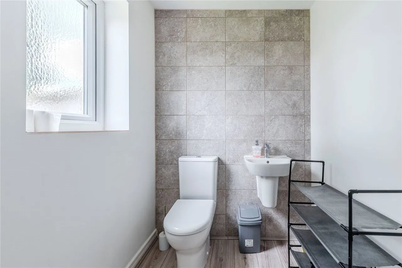 Meadow Drive, Micklefield, LS25, photo 14