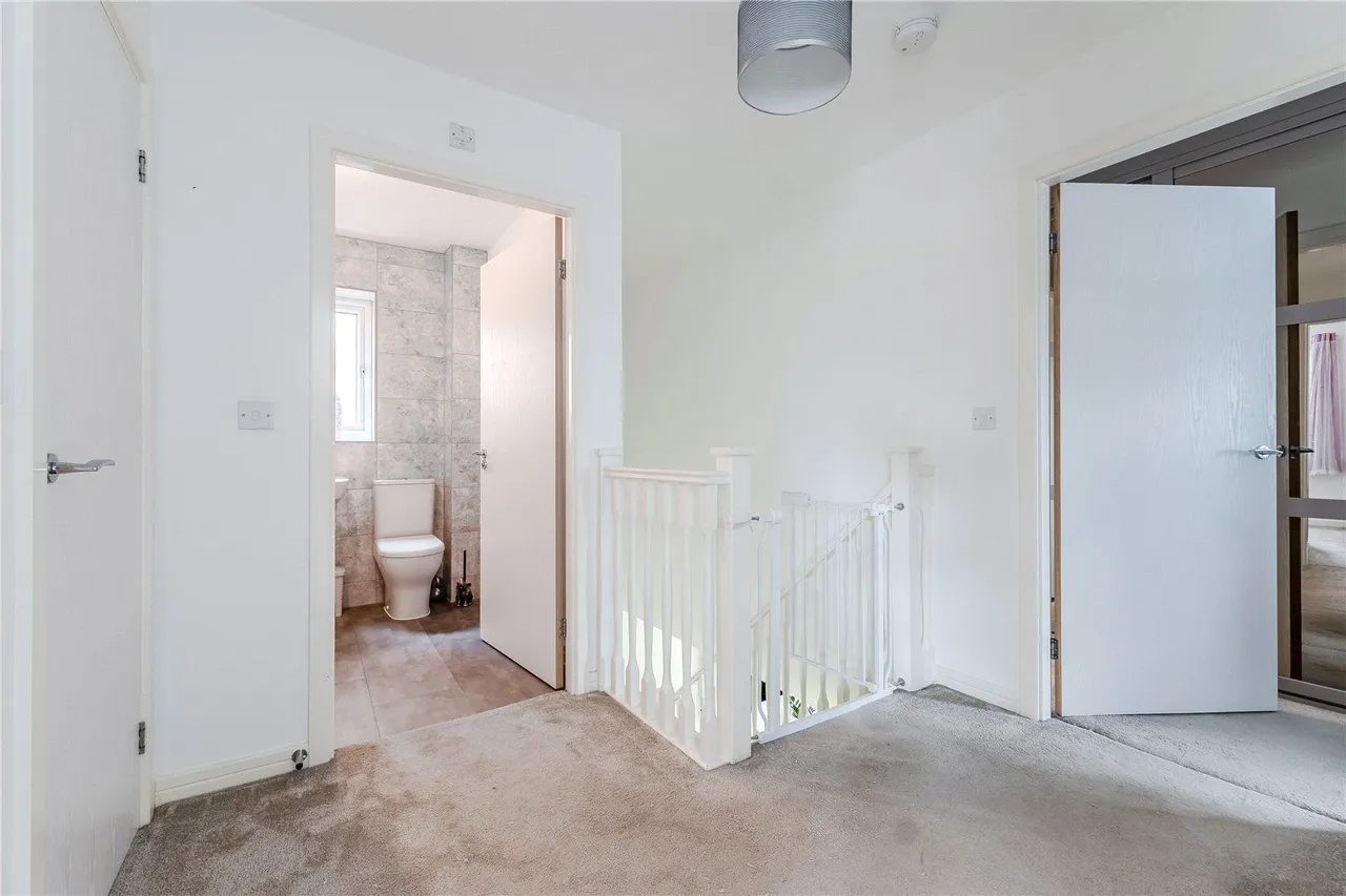 Meadow Drive, Micklefield, LS25, photo 15
