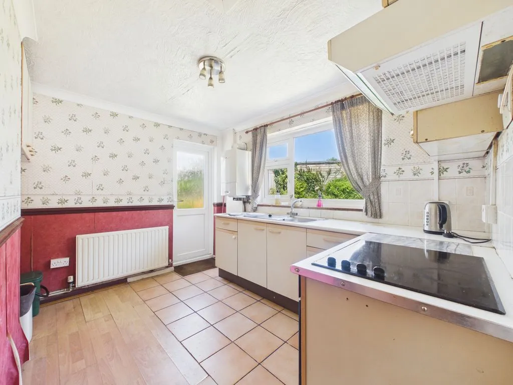 Glendale Crescent, Redruth, photo 2