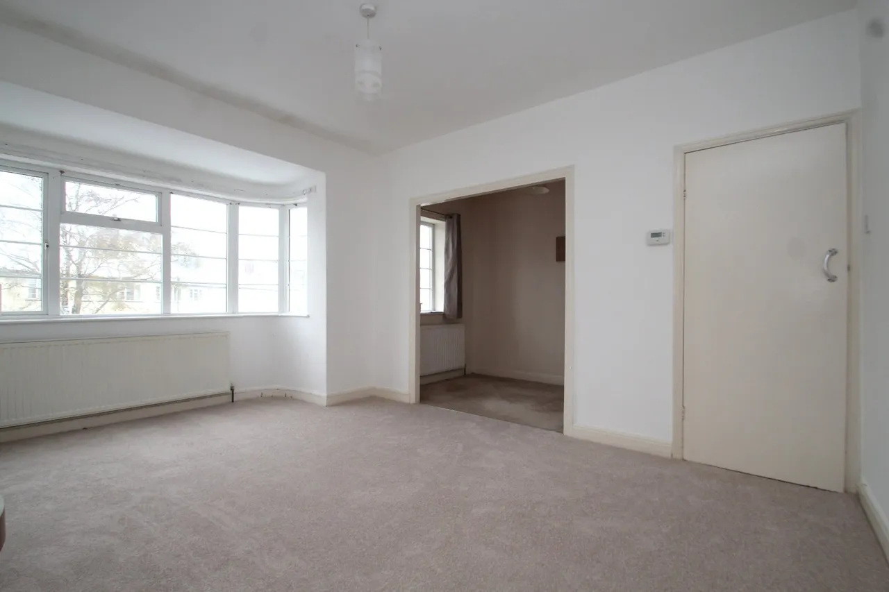 Sandringham Crescent, Leeds, LS17, photo 5