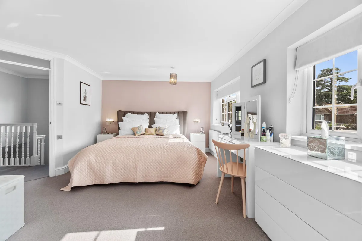 Shepperton, TW17, photo 6
