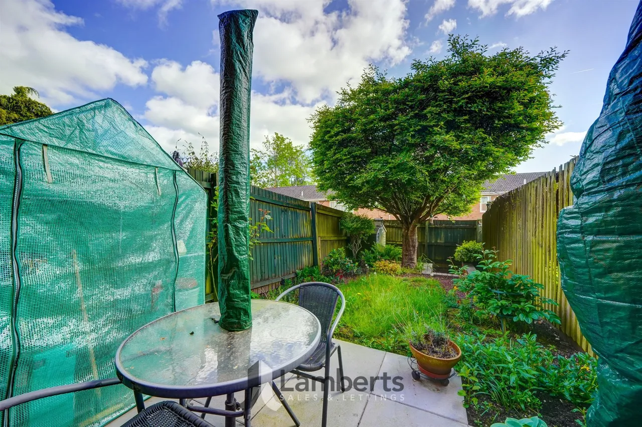24 Terrys Close, Redditch, photo 11