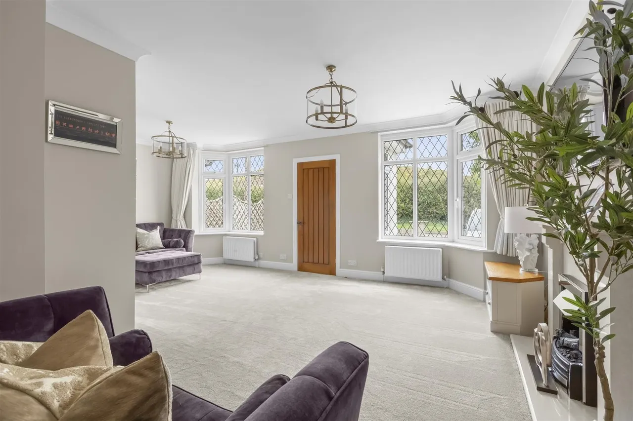 Warrendene Road, Hughenden Valley, HP14, photo 18