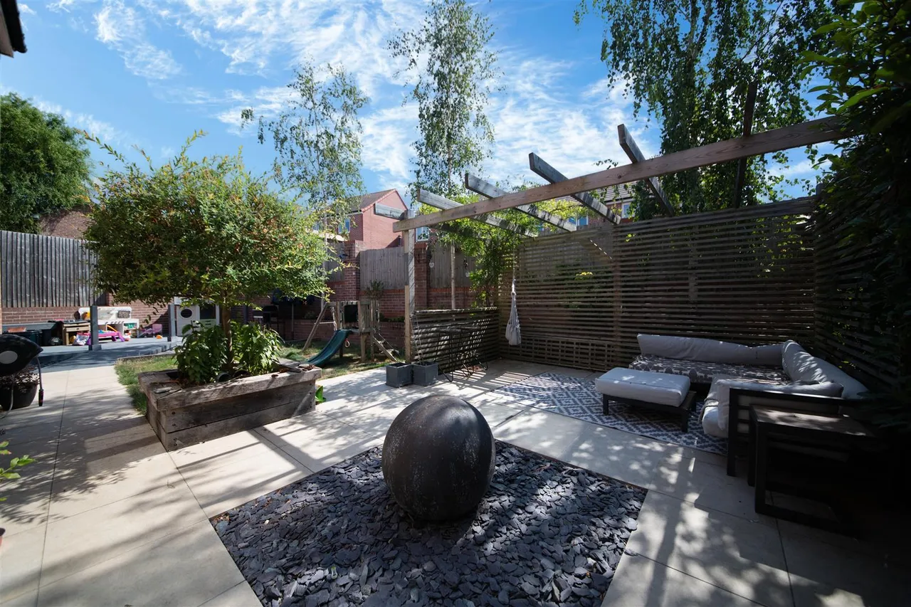 Holloway Mews, Fair Oak, SO50, photo 17