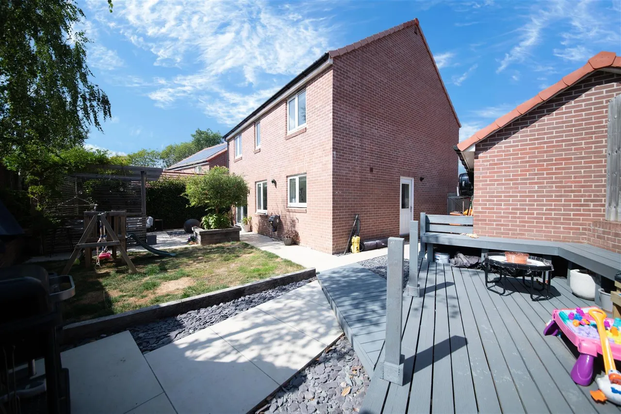 Holloway Mews, Fair Oak, SO50, photo 19