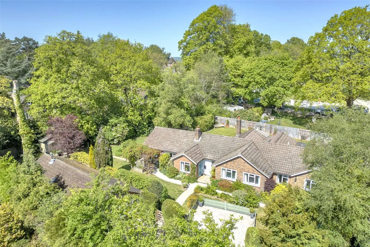7 bed house for sale, Plovers Barrows, Buxted, TN22