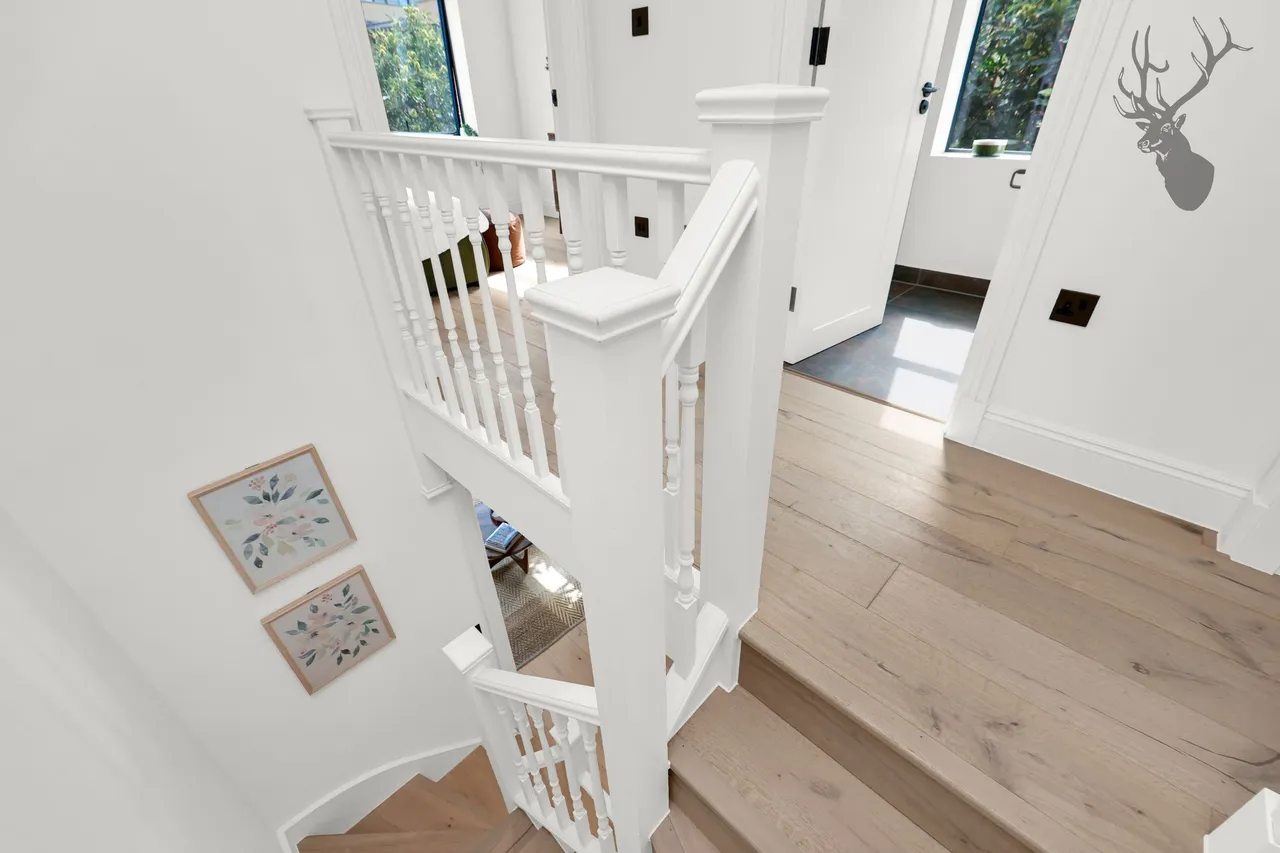 Morris Road, London, E14, photo 16