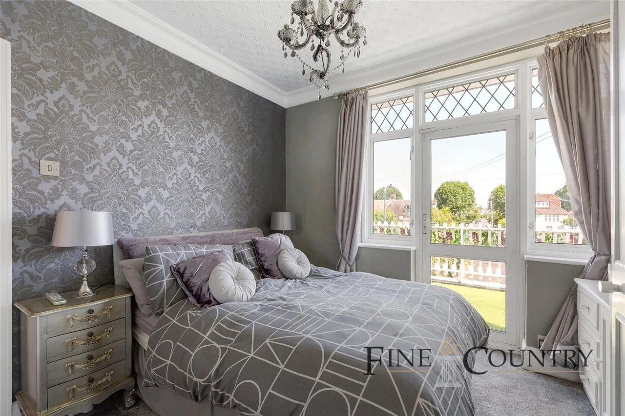 Henson Avenue, London, photo 18