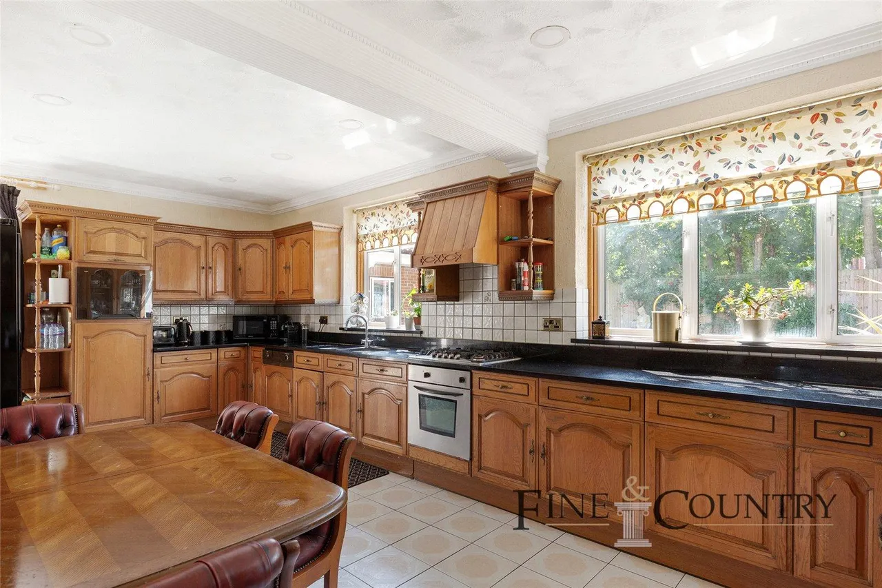 Henson Avenue, London, photo 15