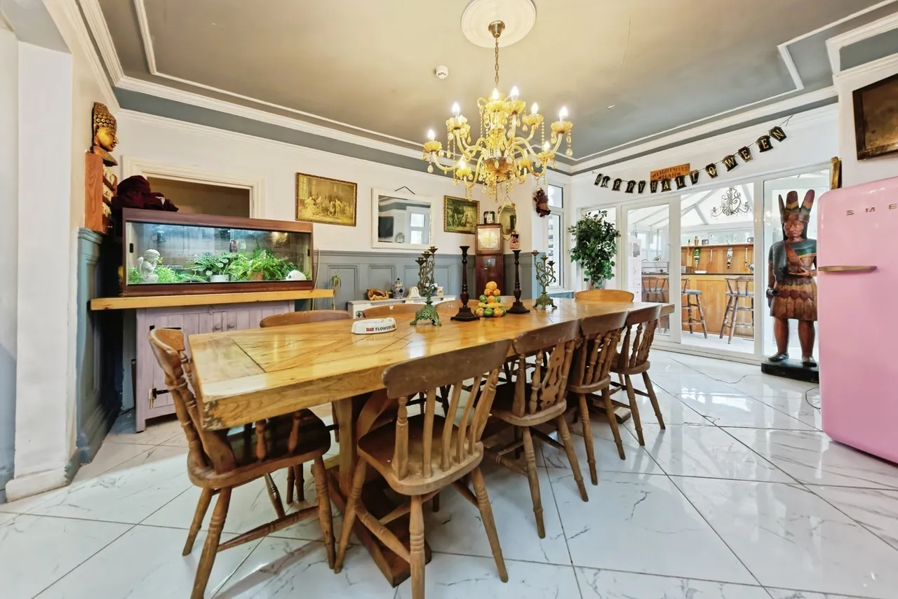 Cheriton Road, Folkestone, Kent, CT20, photo 12