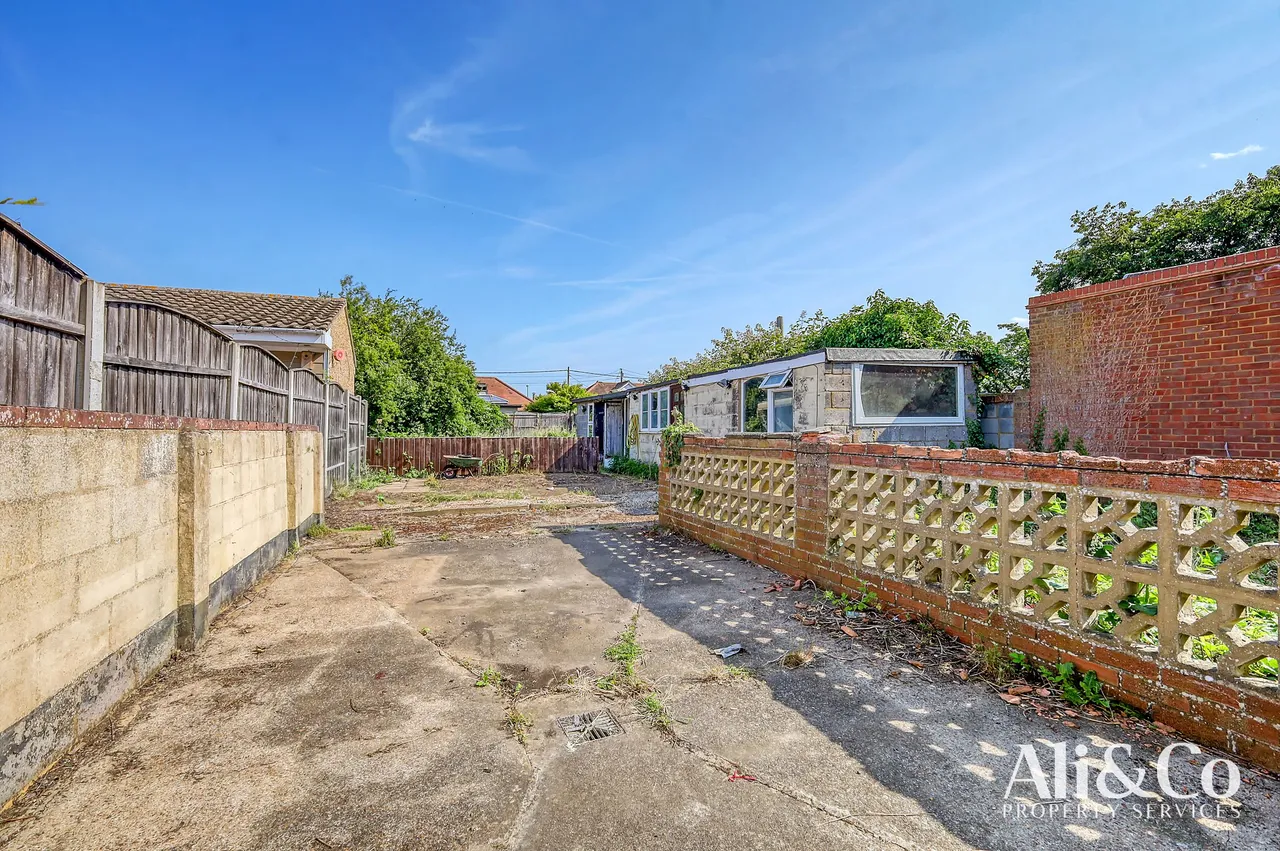 Nelson Road, South Ockendon, Essex, RM15 6PX, photo 4