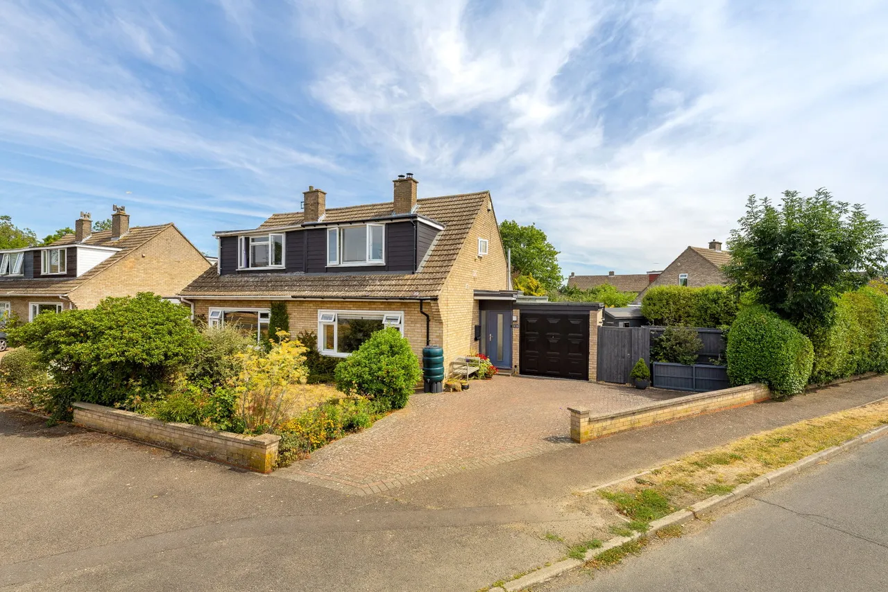 3 bed house for sale — Beech Drive, St. Ives, PE27 6UB