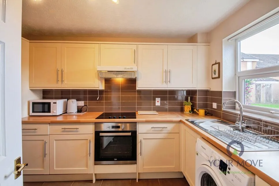 Winterburn Gardens, Whetstone, Leicestershire, LE8, photo 4