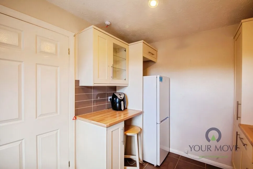 Winterburn Gardens, Whetstone, Leicestershire, LE8, photo 10