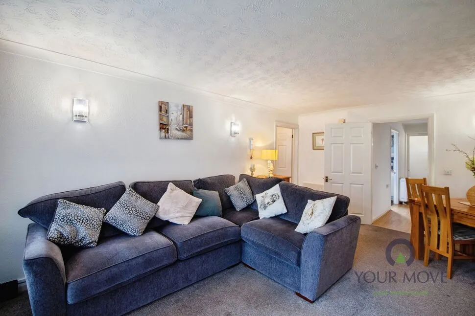 Winterburn Gardens, Whetstone, Leicestershire, LE8, photo 6