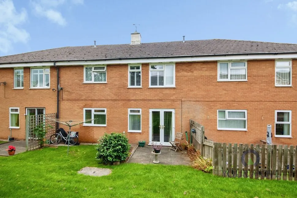 Winterburn Gardens, Whetstone, Leicestershire, LE8, photo 2