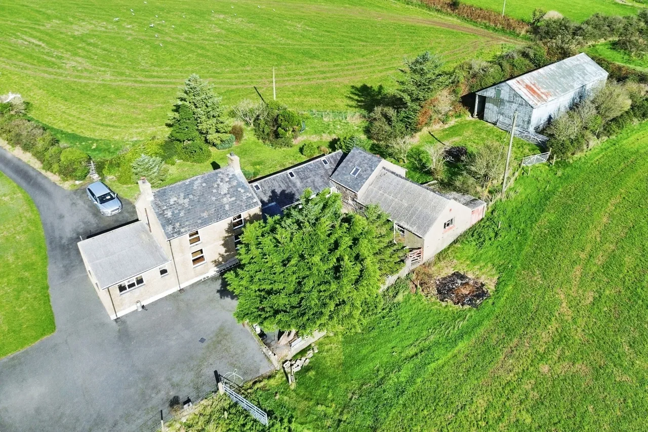 Nr Sarn Mellteyrn, Llyn Peninsula, LL53, photo 12