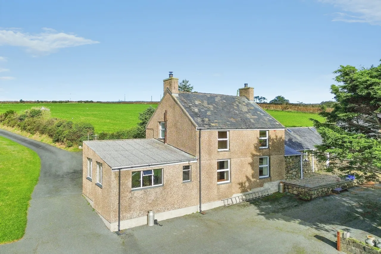 Nr Sarn Mellteyrn, Llyn Peninsula, LL53, photo 11