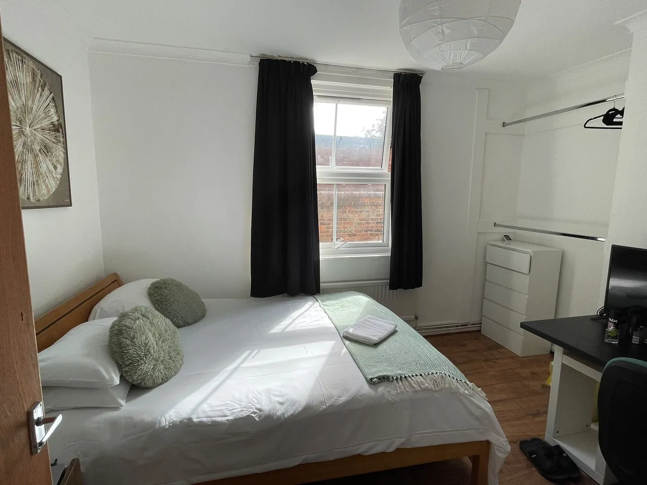 Clapham Road, MK41, photo 7