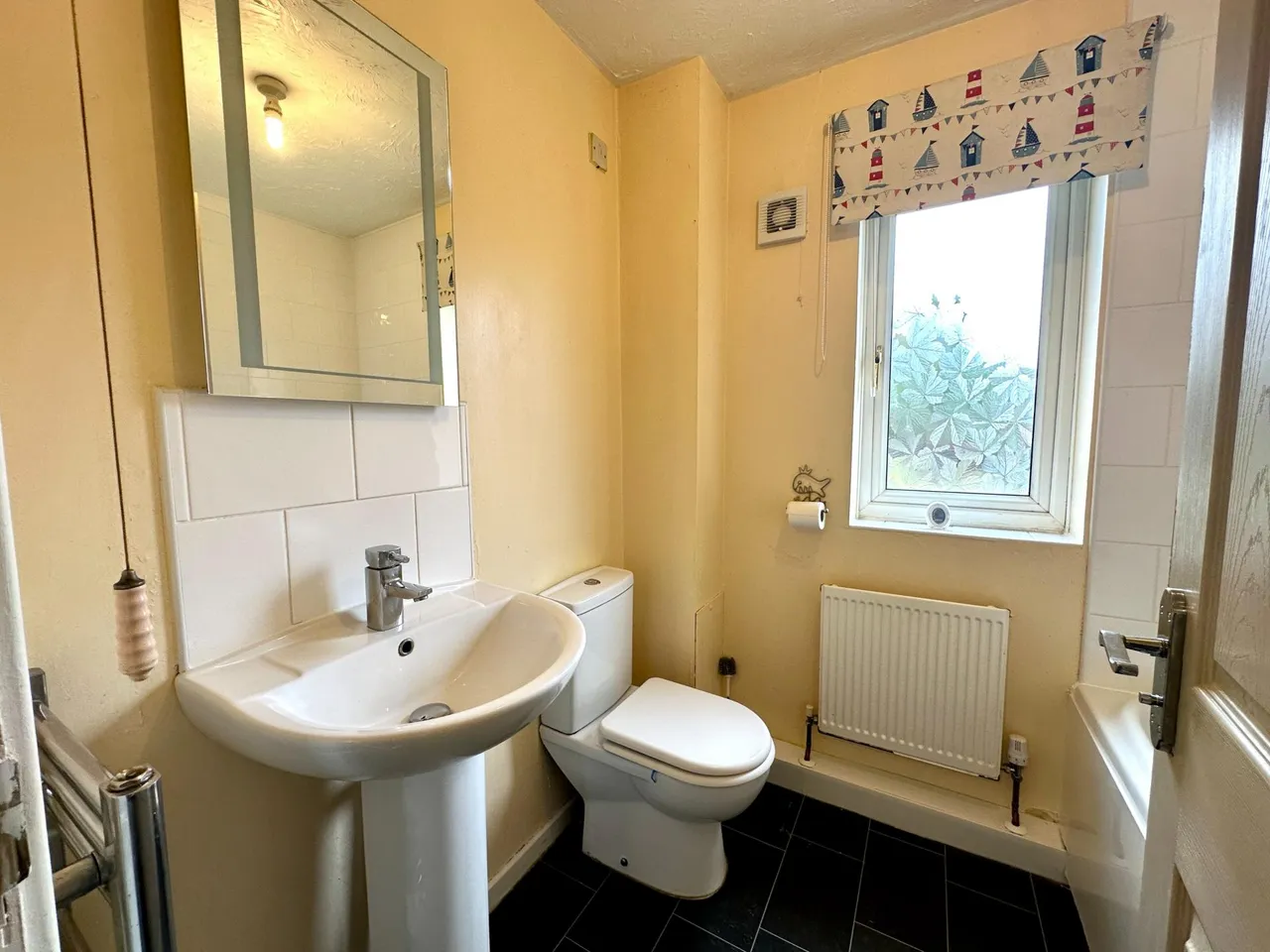 Avern Close, Great Bridge, Tipton, DY4, photo 6