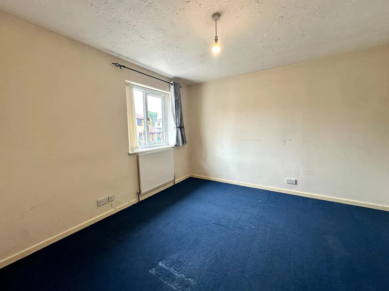 Avern Close, Great Bridge, Tipton, DY4, photo 8
