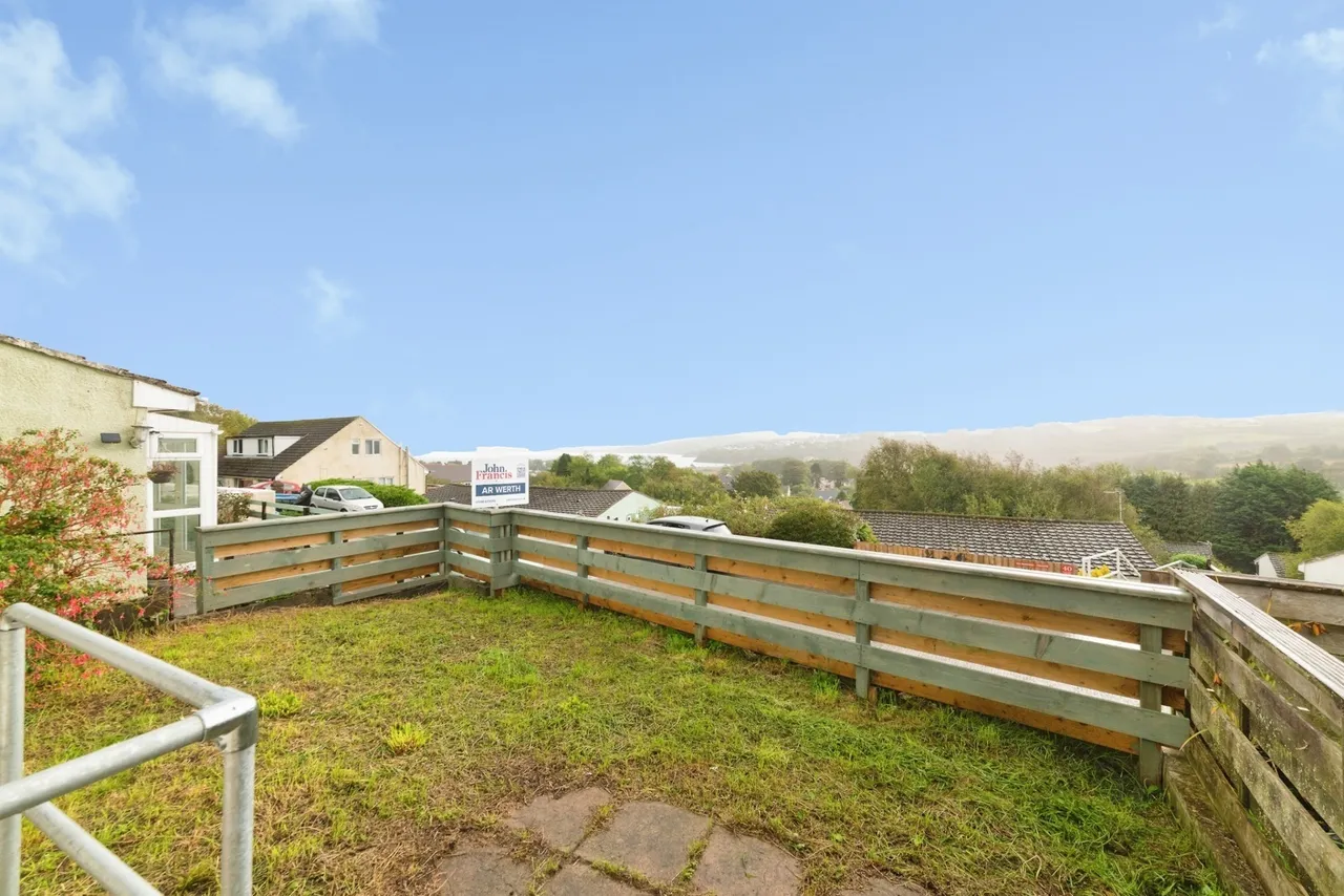 Seaview Crescent, Goodwick, SA64, photo 13