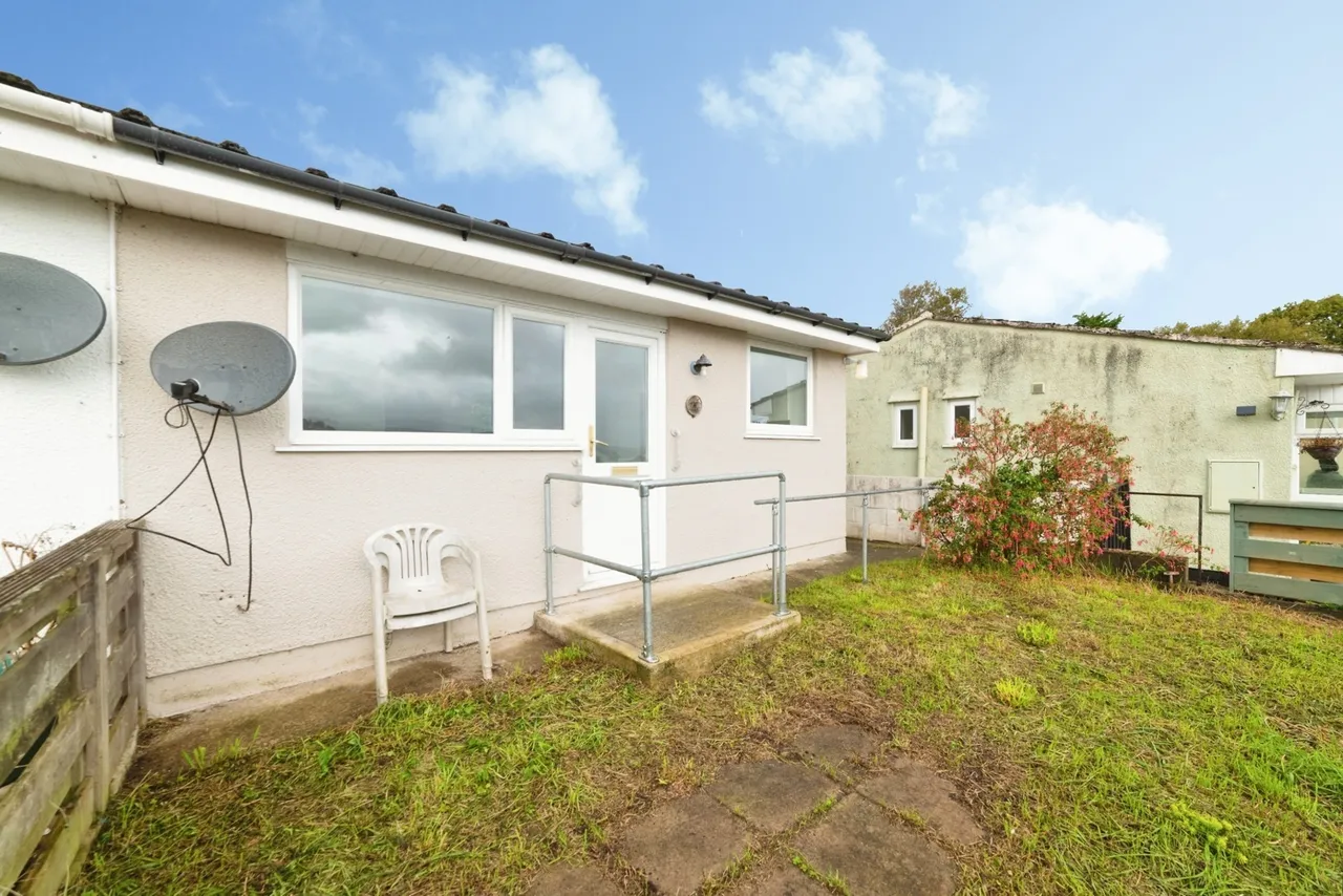 Seaview Crescent, Goodwick, SA64, photo 10
