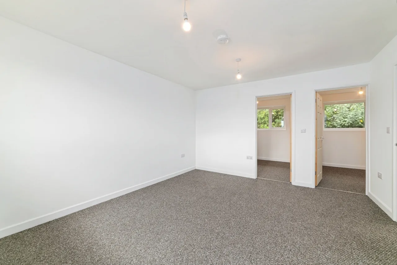 Seaview Crescent, Goodwick, SA64, photo 8