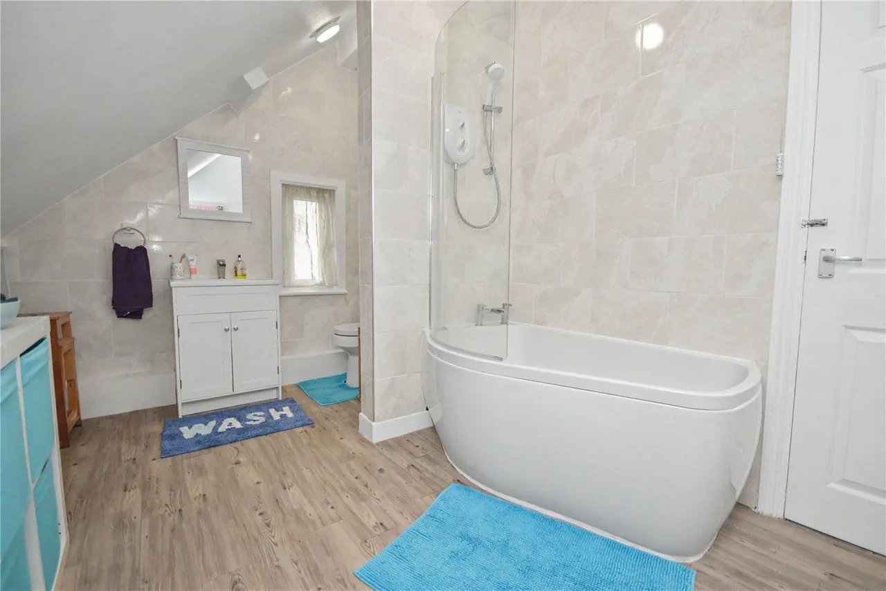 Ashleigh Road, Leeds, LS16, photo 9