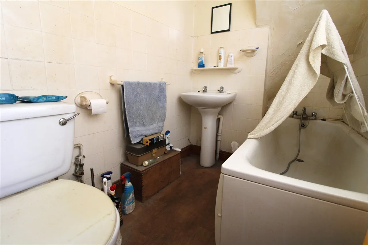 Lower Addiscombe Road, Croydon, CR0, photo 4
